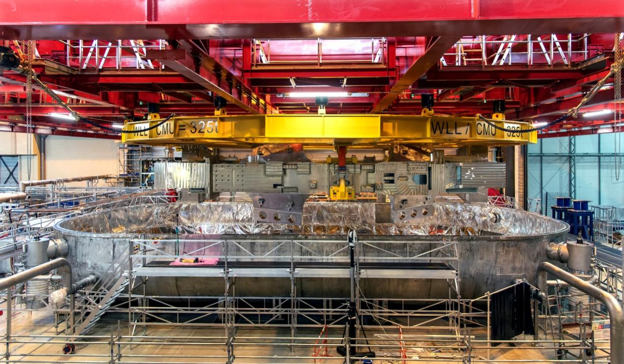 等离子体所承接的ITER磁体冷态测试杜瓦...